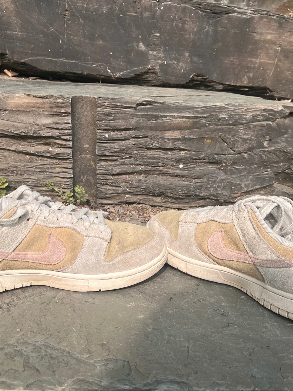 Nike Dunk Low-Suede Sneakers in Beige and Pink
